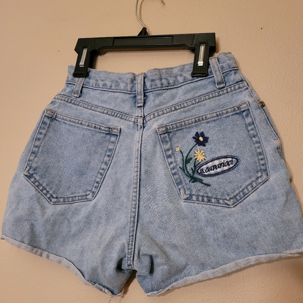 Z. CAVARICCI Vintage womens High Waisted Shorts